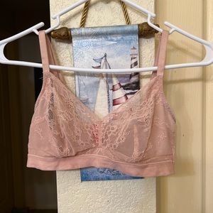 ❤️❤️Spanx bralettes ❤️❤️